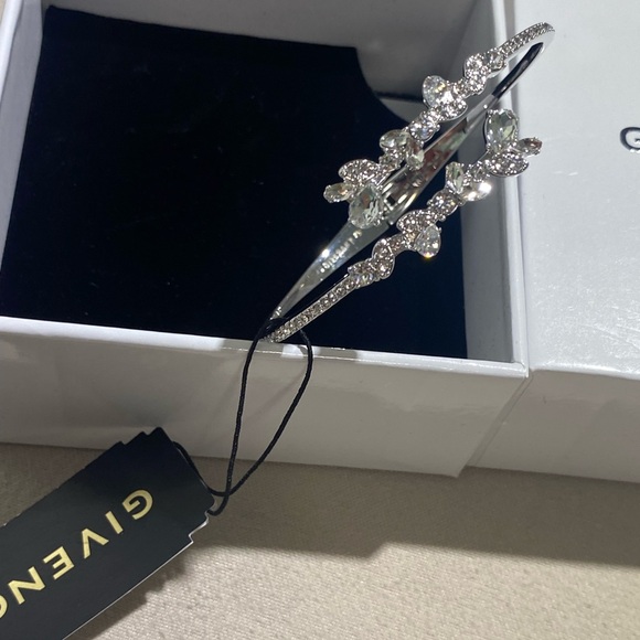 Givenchy silver dangle - Picture 4 of 10